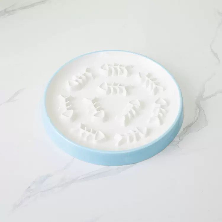PAWALA Fishbone Feast™️ Slow Feeder - Blue